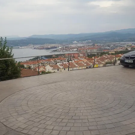 Vila Maris