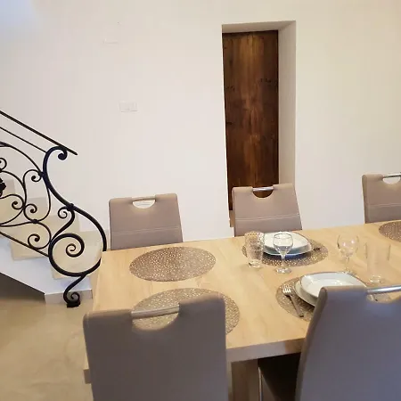 Vikendica Vila Maris *