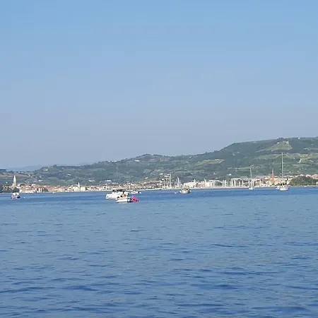 Vila Maris *